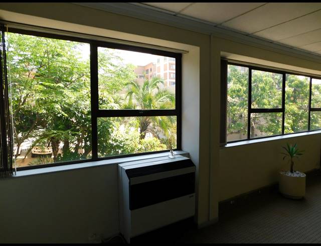 491M² OFFICE TO LET IN FERNDALE